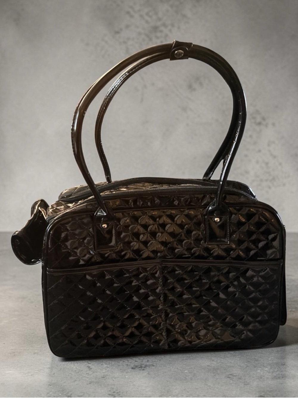 Mirror Surface Faux Leather Tote Purse Dog and Pet Carrier
Travel Bag, Black